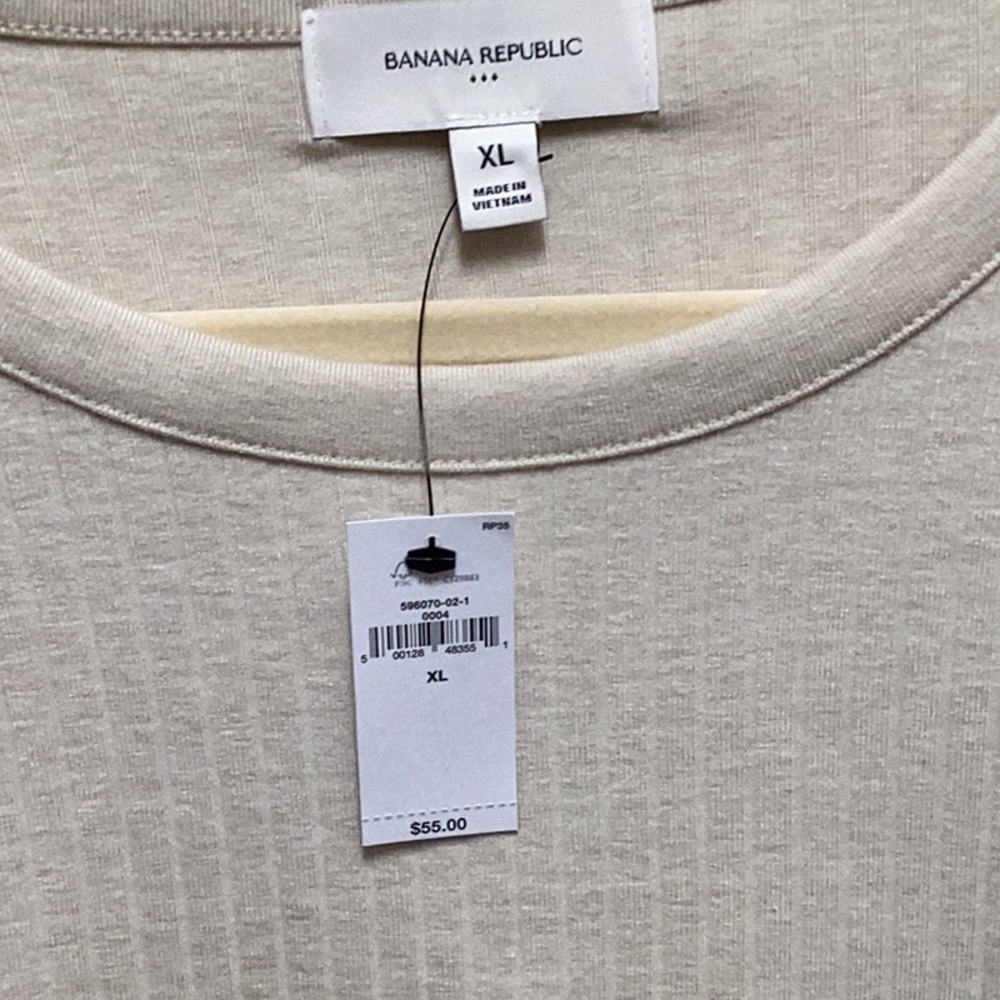 Banana Republic Cream Ribbed Crewneck Top